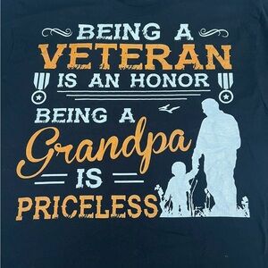 Veteran Grandpa Graphic T-Shirt